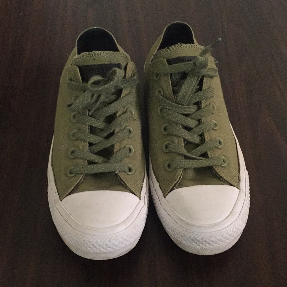 Military color sneakers 👟